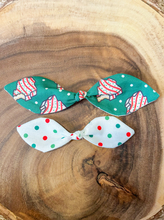 Christmas Cakes Knot Bow